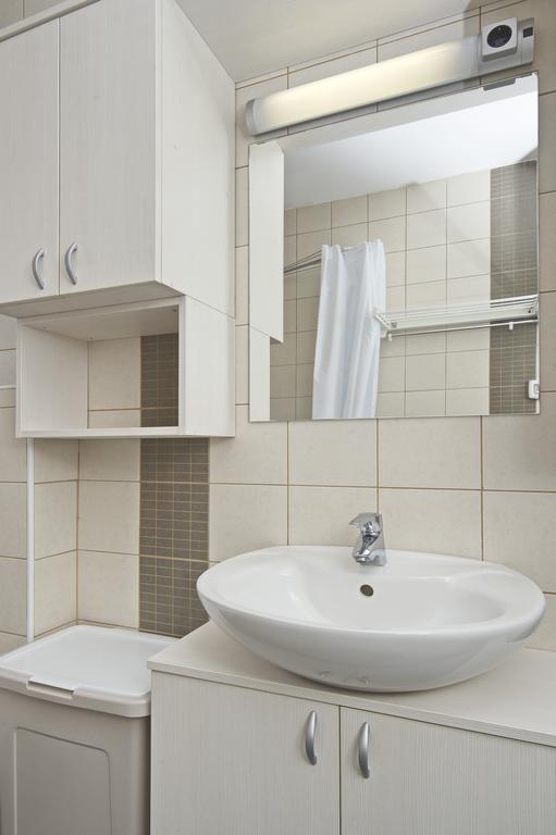 Apartment Caprice Zara Esterno foto