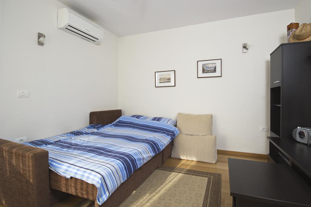 Apartment Caprice Zara Esterno foto